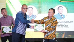 “Festival Industri Jawa Timur 2024 : Kontribusi PLN dalam Mendukung Green Industry ” Transisi Energi Terbarukan Menuju Dekarbonisasi Industri.