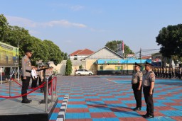 Kapolres Majalengka Pimpin Upacara Kenaikan Pangkat Pengabdian Personel Polres Majalengka