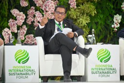 Di IISF 2024, PLN Paparkan Strategi Transisi Energi untuk Capai Net Zero Emissions