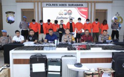 Polrestabes Surabaya Berhasil Ungkap Kasus Sindikat Penipuan Online Jaringan Internasional 