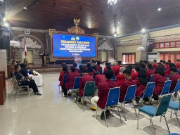 Polda Bali Laksanakan Jumat Curhat Bertempat Di Gedung Presisi Polda Bali