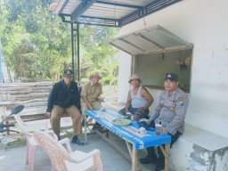 Giat Cooling System Anggota Polsek Babat Sambang Warga Dalam Rangka Jaga Khamtibmas Jelang Pilkada 2024