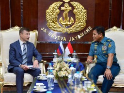 KASAL Terima Courtesy Call Duta Besar Federasi Rusia Untuk Indonesia di Cilangkap.