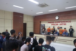 Polda Jatim Berhasil Ungkap Kasus Pencurian Baterai Tower Milik Provider, 4 Tersangka Diamankan