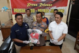 Curi Uang Senilai Rp 107 Juta untuk Judi Sabung Ayam, Pelaku Diringkus Polisi