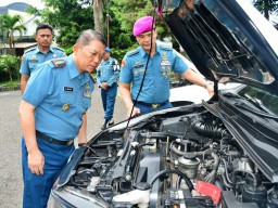 Komandan Lanal Bandung Lakukan Apel Kendaraan Operasional