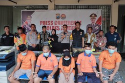 Lima Pelaku Pemalsuan Dokumen Diamankan Polres Jember