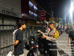 Polres Pelabuhan Tanjung Perak Bubarkan Aksi Balap Liar di Jalan Kedung Cowek Surabaya, Delapan Peng