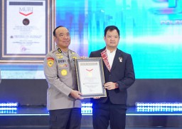 POLRI Dapat Penghargaan MURI Sekaligus Anugerahkan Tiga (3) Penghargaan Untuk Assessment Center