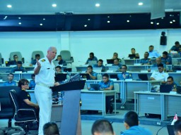 Sejumlah Profesor Dan Perwira Australia Mengajar Di Seskoal.