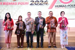 Divisi Humas Polri Gelar Sarasehan dan Syukuran Hari Jadi ke-73 Humas Polri Soliditas Terus Diperku
