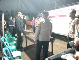 Astama Ops Kapolri Tinjau Posko Kemanusiaan Polda NTT