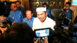 Debat Publik Kedua Pilgub Jabar 2024 Sedang Berlangsung! KDM Tetap Terunggul, Tuah Iket?