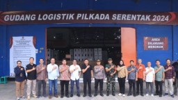 Kapolres Indramayu Bersama Forkopimda Monitoring Gudang Logistik KPU di Kecamatan Sliyeg