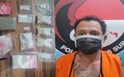 Polrestabes Surabaya Bekuk Kurir Narkoba Sita Puluhan Gram Sabu dan Ratusan Ekstasi