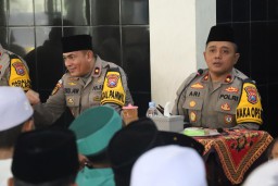 Polres Pelabuhan Tanjung Perak Gelar Tasyakuran dan Doa Bersama Menyongsong Tahun Baru.