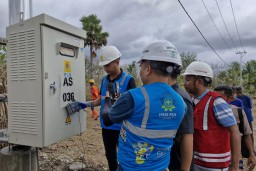 Sukacita Natal dan Tahun Baru: Listrik PLN Hadir di 14 Dusun Terpencil NTT