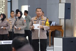 Penutupan Tahun 2024: Polda Jatim Tuntaskan Kasus Besar dan Raih Penghargaan Bergengsi