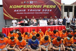 Polres Pelabuhan Tanjung Perak Ungkap 356 Kasus Narkoba di 2024, Selamatkan Ribuan Jiwa dari Ancaman Narkotika 