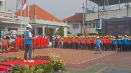 PLN UID Jatim Siap Sambut Nataru 2024/2025: Gelar Inspection Day K3 dan Apel Siaga di ULP Krian