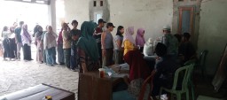 Penyaluran Bantuan Beras Bulog Bulan Desember 2024 Desa Setu Patok.
