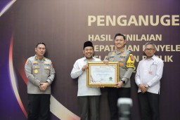 Polres Lamongan Raih Penghargaan Peringkat Pertama Inovasi Yanlik 2024 Kategori A dari Ombudsman RI