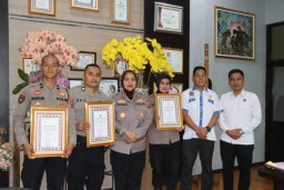 Tiga Personel Polresta Cirebon Raih Medali Perak dan Peringgu Kejuaraan Karate Kapolri Cup