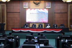 DPRD Kabupaten Jombang Mengumumkan Penetapan Pasangan Bupati dan Wakil Bupati Terpilih