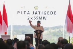 Tahun Baru Gebrakan 100 Hari:Presiden Prabowo Resmikan 37 Proyek Listrik Nasional Menuju Pertumbuhan 8%