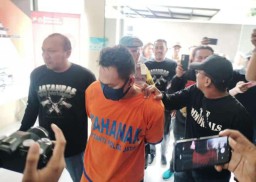 Polda Jatim Bongkar Kasus Mutilasi Koper Merah yang Hebohkan Publik