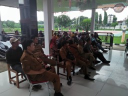 Pemerintah Musyawarah Pengelolaan Sampah Desa Cisaat Kecamatan Waled