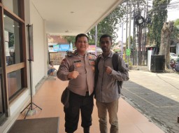Patroli kewilayahan, Bhabinkamtbmas Polsek Lemah wungkuk Polres Cirebon Kota wujudkan kondusifitas.