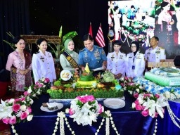 KASAL: KOWAL BUKTIKAN PERAN PENTING WANITA DALAM MEMBANGUN TNI AL
