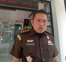 Kejari Panggil 8 Orang Pihak Sekolah soal Potongan PIP di SMAN 7 Kota Cirebon Jawa Barat.
