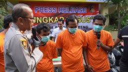 Tiga Pelaku Curanmor Ditangkap di Surabaya, Polisi Gagalkan Aksi di Kantor Ekspedisi