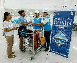 Kisah Petugas PLN Siaga Layani Masyarakat di Posko Mudik Idul Fitri BUMN