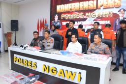 Lima Tersangka Pengedar Uang Palsu Lintas Provinsi Diringkus Tim Tiger Satreskrim Polres Ngawi 