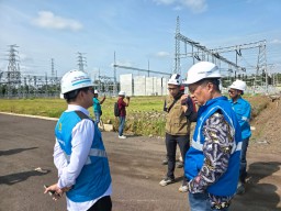 PERCEPAT HADIRKAN LISTRIK HANDAL UNTUK RAKYAT, GM PLN UIP JBTB TINJAU KESIAPAN GITET 500 KV KALIPURO DI PENGHUJUNG TAHUN