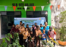 PLN Icon Plus Perkuat Pendidikan Inklusif bagi Siswa SLB Siti Hajar Madiun