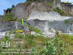 Tambang Ilegal Yang Merajalela Didesa Terjan Kab Rembang