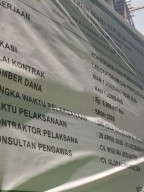 Diduga Ada Pembatasan Akses Wartawan Saat Pantau Proyek SBSN MAN 1 Jombang, Transparansi Pelaksanaan Dipertanyakan