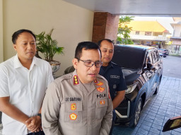 Kapolresta Denpasar Luruskan Informasi Video Viral di Polsek Kuta, Tegaskan Tidak Ada Perampasan Handphone 