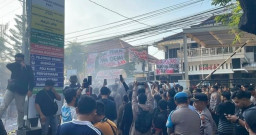 Demo Memanas di Kejari Pati, AMPB Ultimatum 5 Hari: “Tangkap AR atau Kajari yang Kami Minta Ditahan”