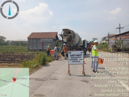 Pembangunan PJU Kabuh–Tapen Dikebut, 160 Titik Lampu Disiapkan Terangi Jalur Menuju Kawasan Industri