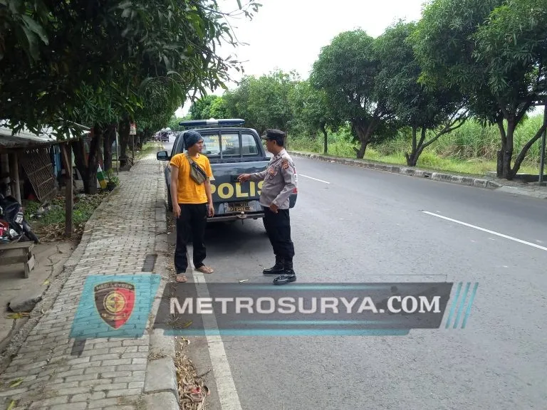 Antisipasi dan cegah gangguan Kamtibmas Anggota SPKT Polsek Pabuaran Polresta Cirebon Intensifkan Patroli rawan siang