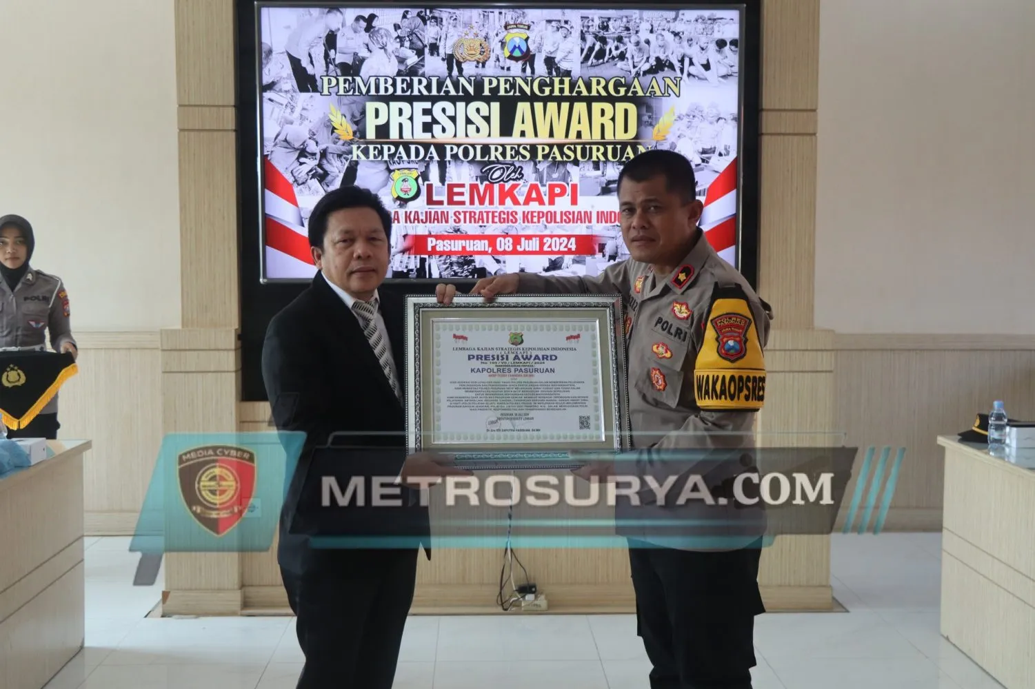 Polres Pasuruan Dapatkan Penghargaan "PRESISI AWARDS" Dari Lemkapi