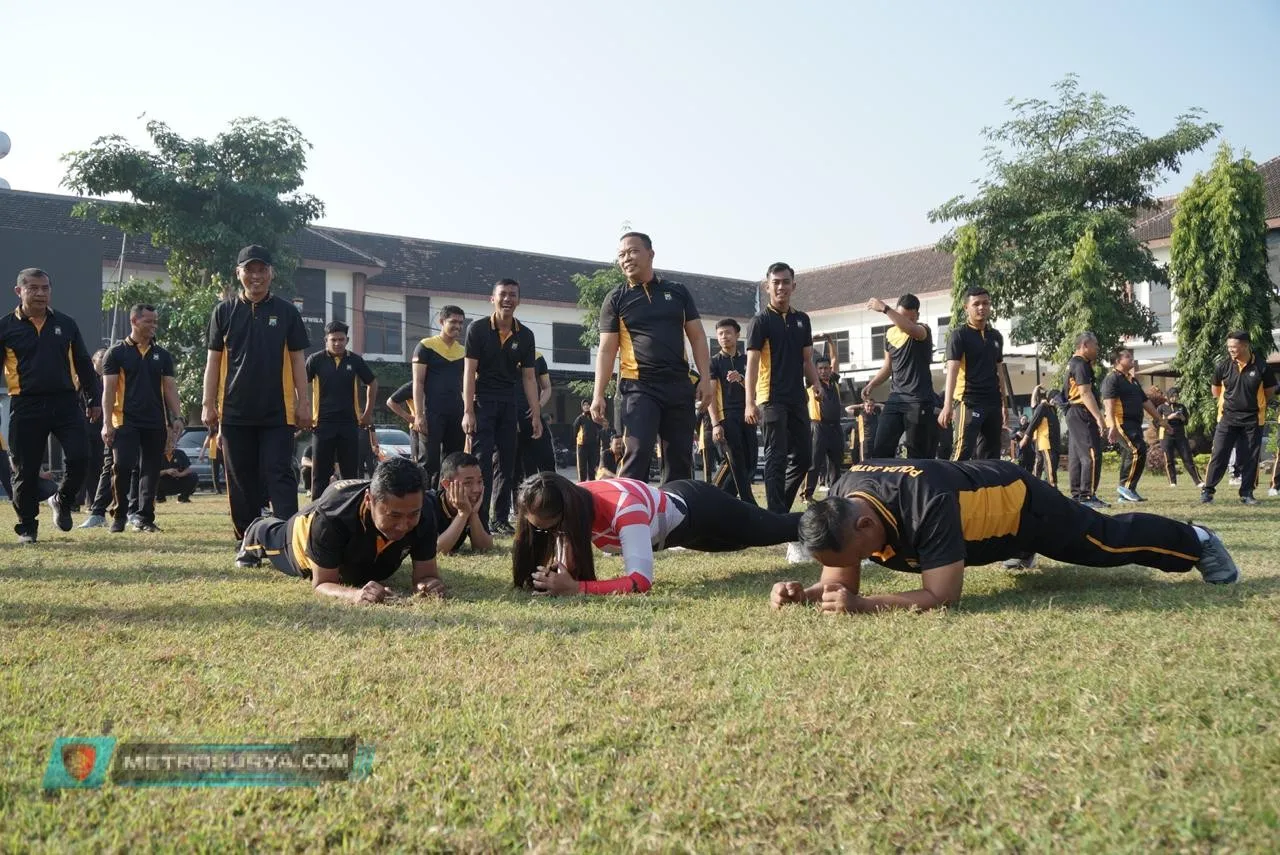 Jaga Kebugaran Tubuh, Personil Polres Jombang healing melalui Olah Raga Bersama