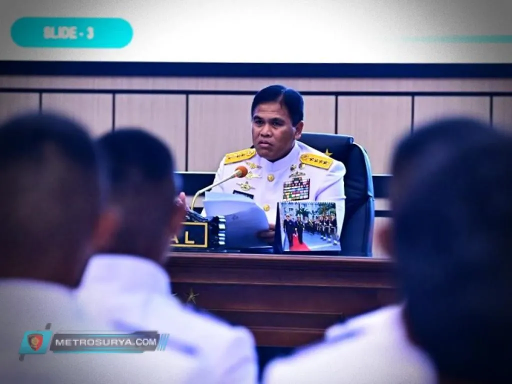 KASAL: PERWIRA TNI AL TIDAK HANYA BERANI MENGHADAPI BADAI, NAMUN SANGGUP MENENANGKAN GELOMBANG.
