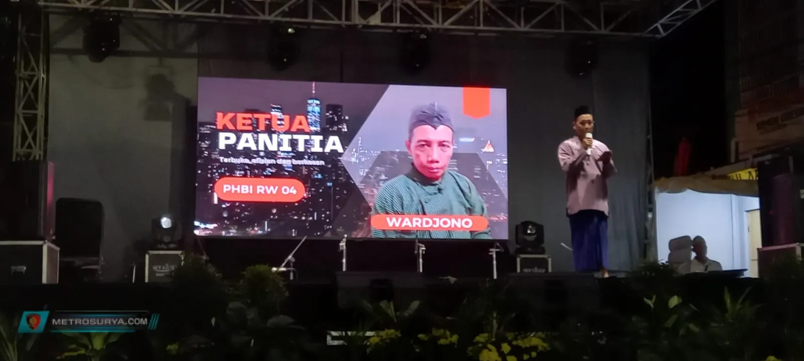 Gus Miftah Berikan Siraman Rohani ke Warga Tanah Merah Surabaya, Acara Hari Besar Islam Sukses