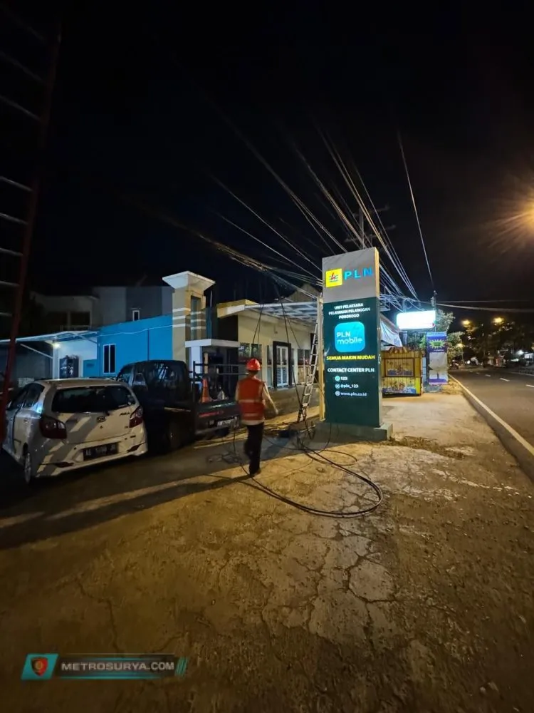 Simplifikasi Kabel Fiber Optik PLN Icon Plus di PLN UP3 Ponorogo
